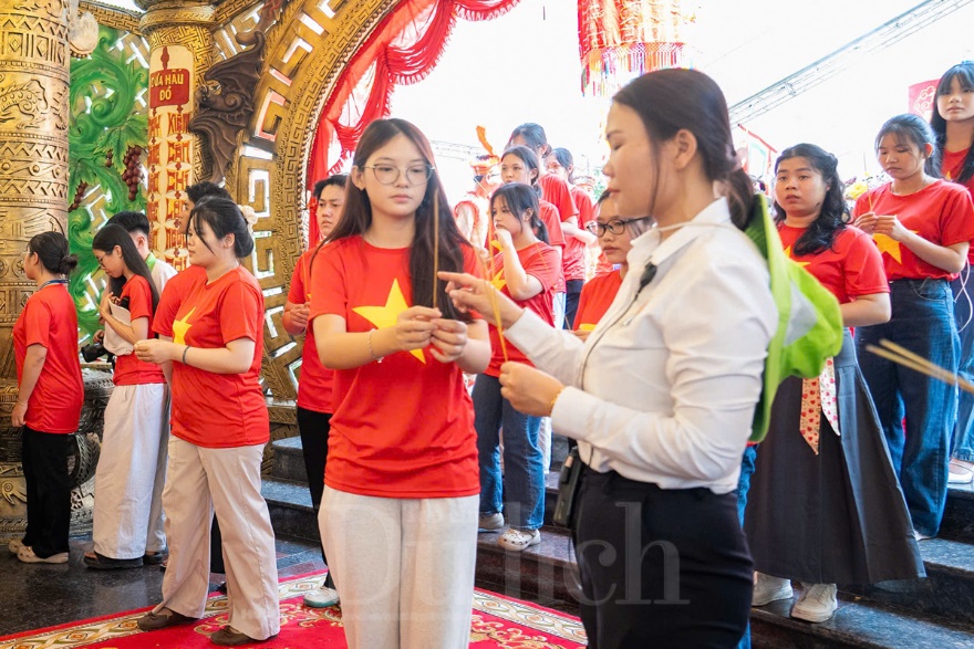 Kỳ nghỉ lễ ‘vàng’, du lịch TP.HCM đạt kỉ lục gần 2 triệu lượt khách, thu về 8.700 tỷ đồng - 3