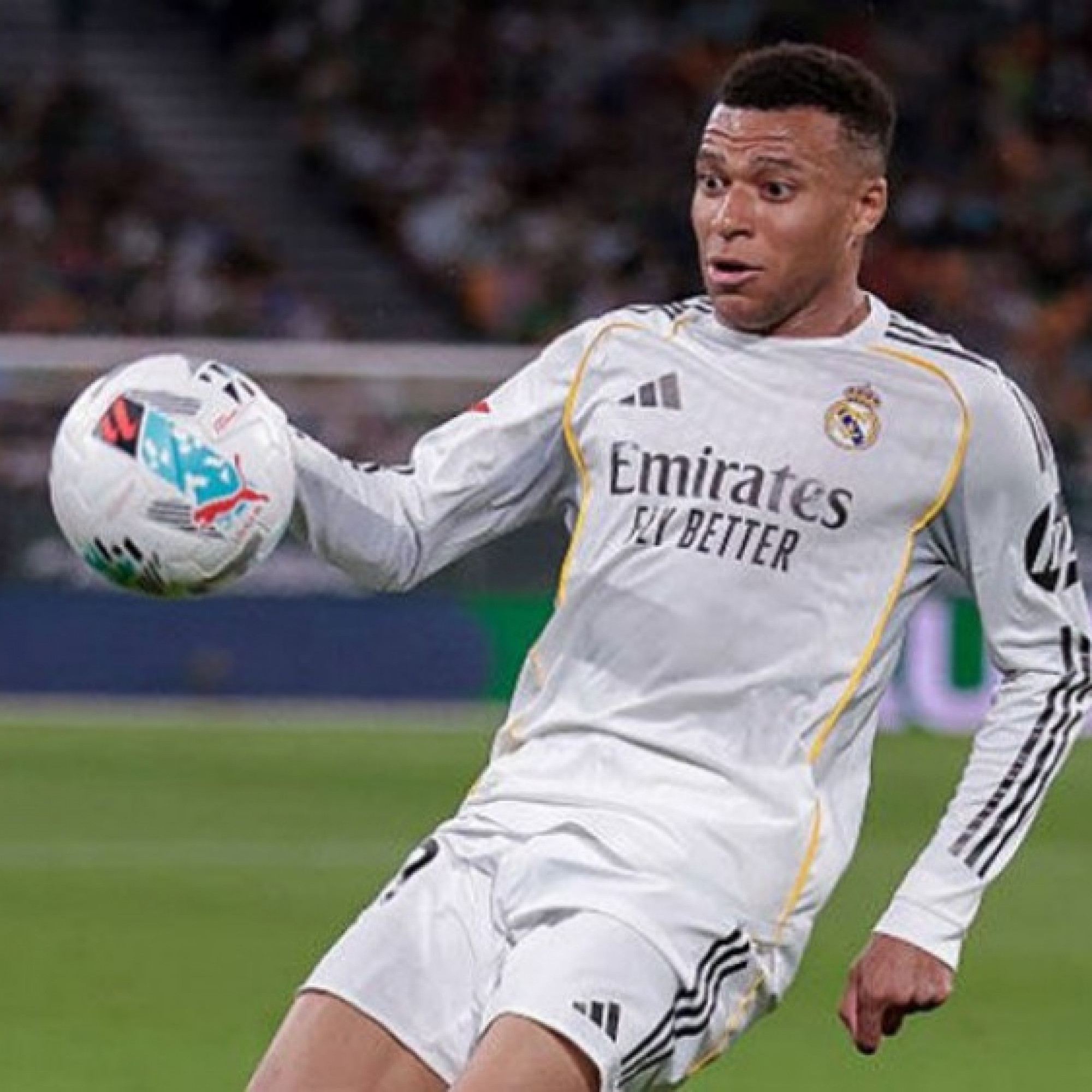  - Tin mới nhất bóng đá sáng 5/5: Mbappe đã trở lại Madrid