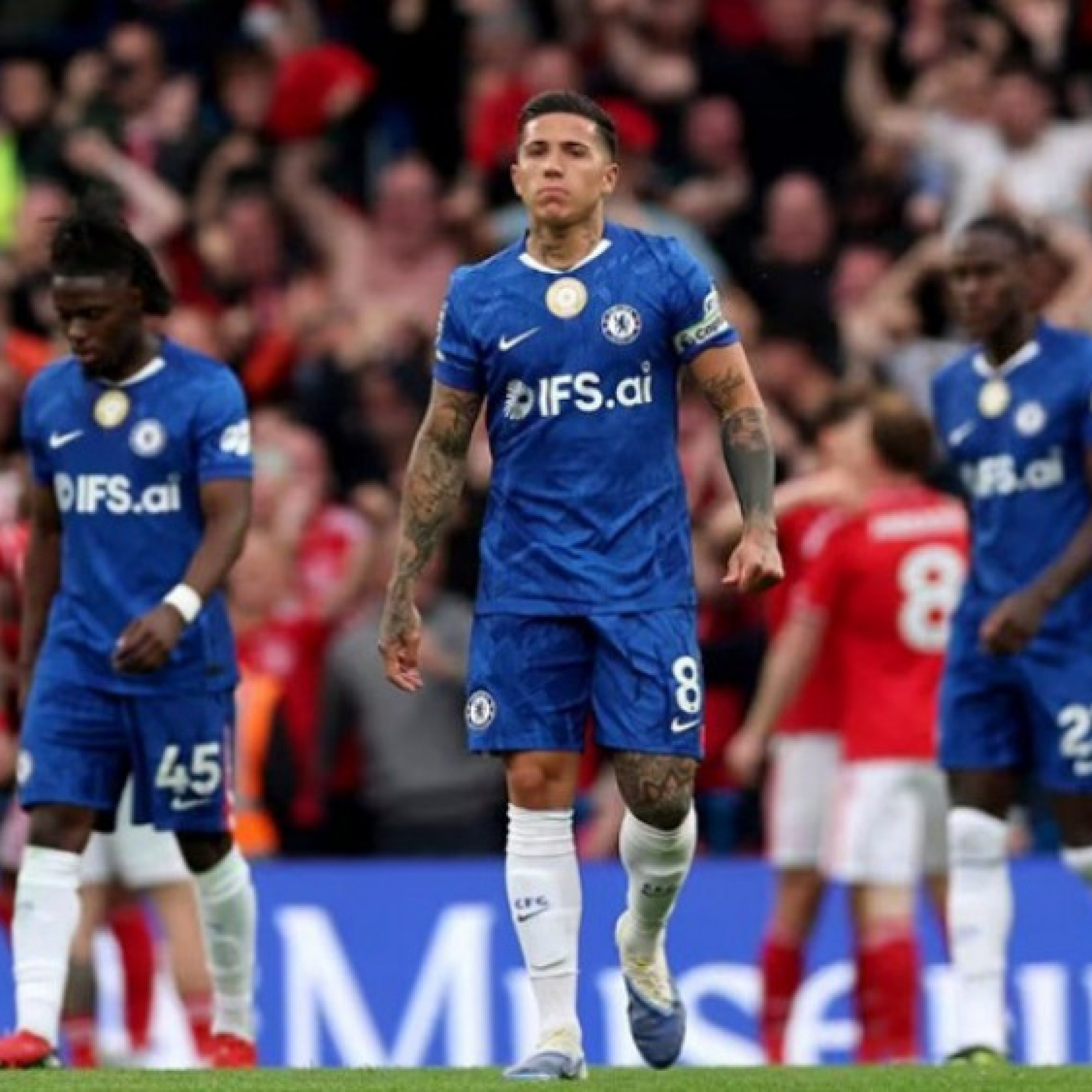  - Chelsea lao dốc không phanh: Vé dự Cúp C1 ngoài tầm với, đối mặt thảm họa