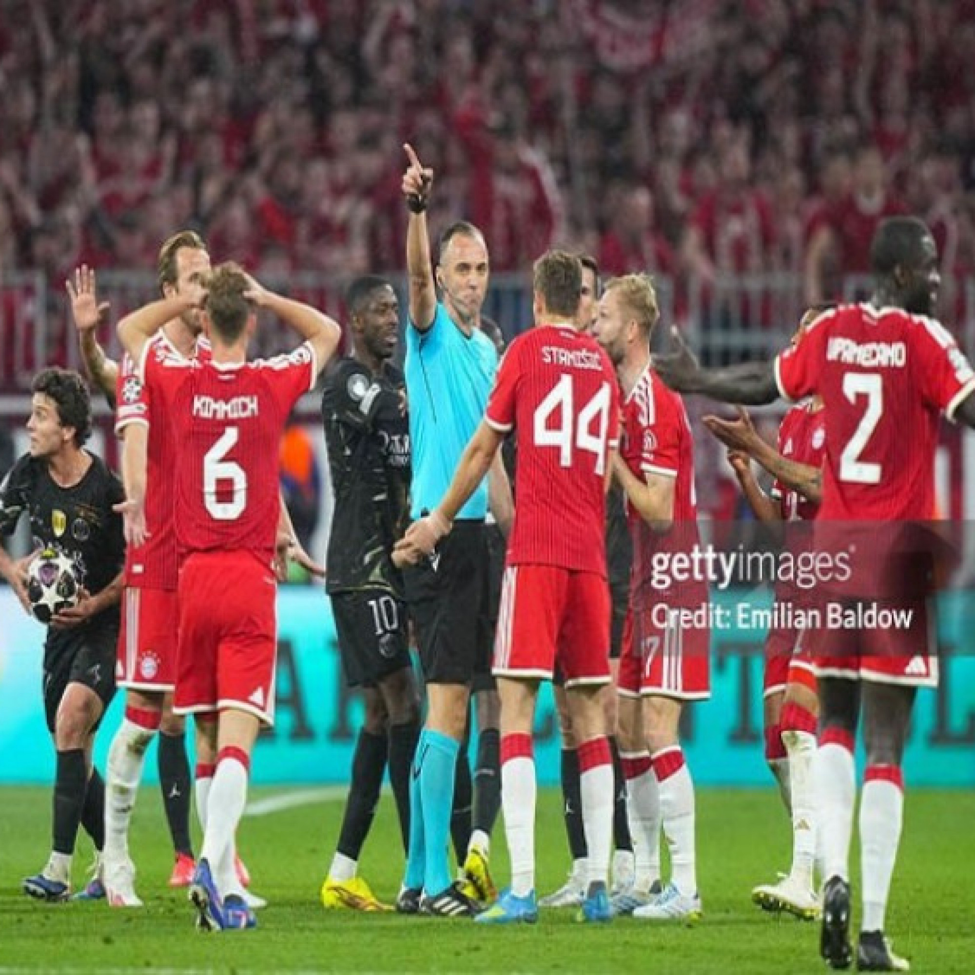  - Tranh cãi đại chiến Bayern Munich - PSG: 2 lần trọng tài thiên vị PSG?
