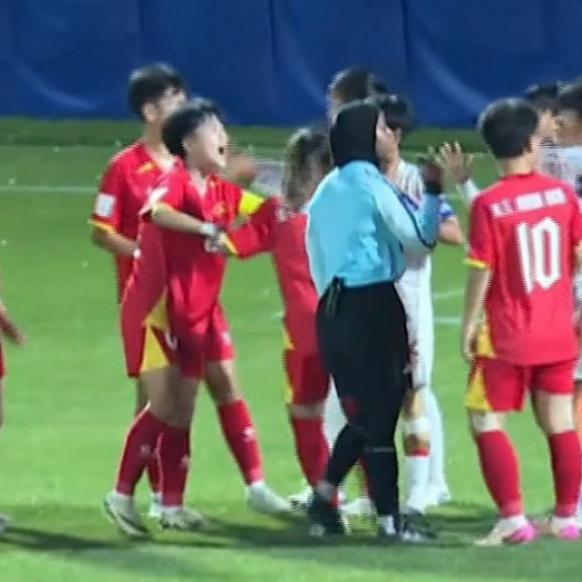  - Video bóng đá U17 nữ Việt Nam - U17 nữ Myanmar: Đỉnh cao sút phạt, giật vé tứ kết (U17 châu Á)