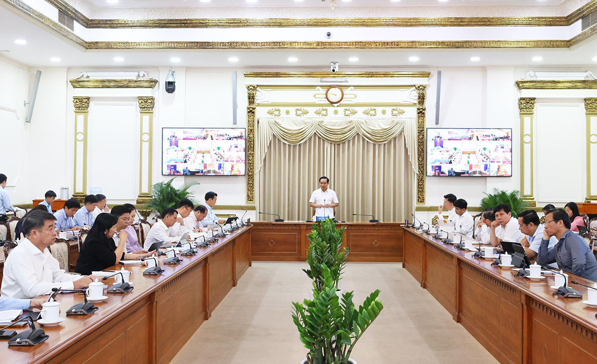 TP.HCM thúc tiến độ metro và hạ tầng kết nối vùng trong kế hoạch đầu tư công 2026 - 1