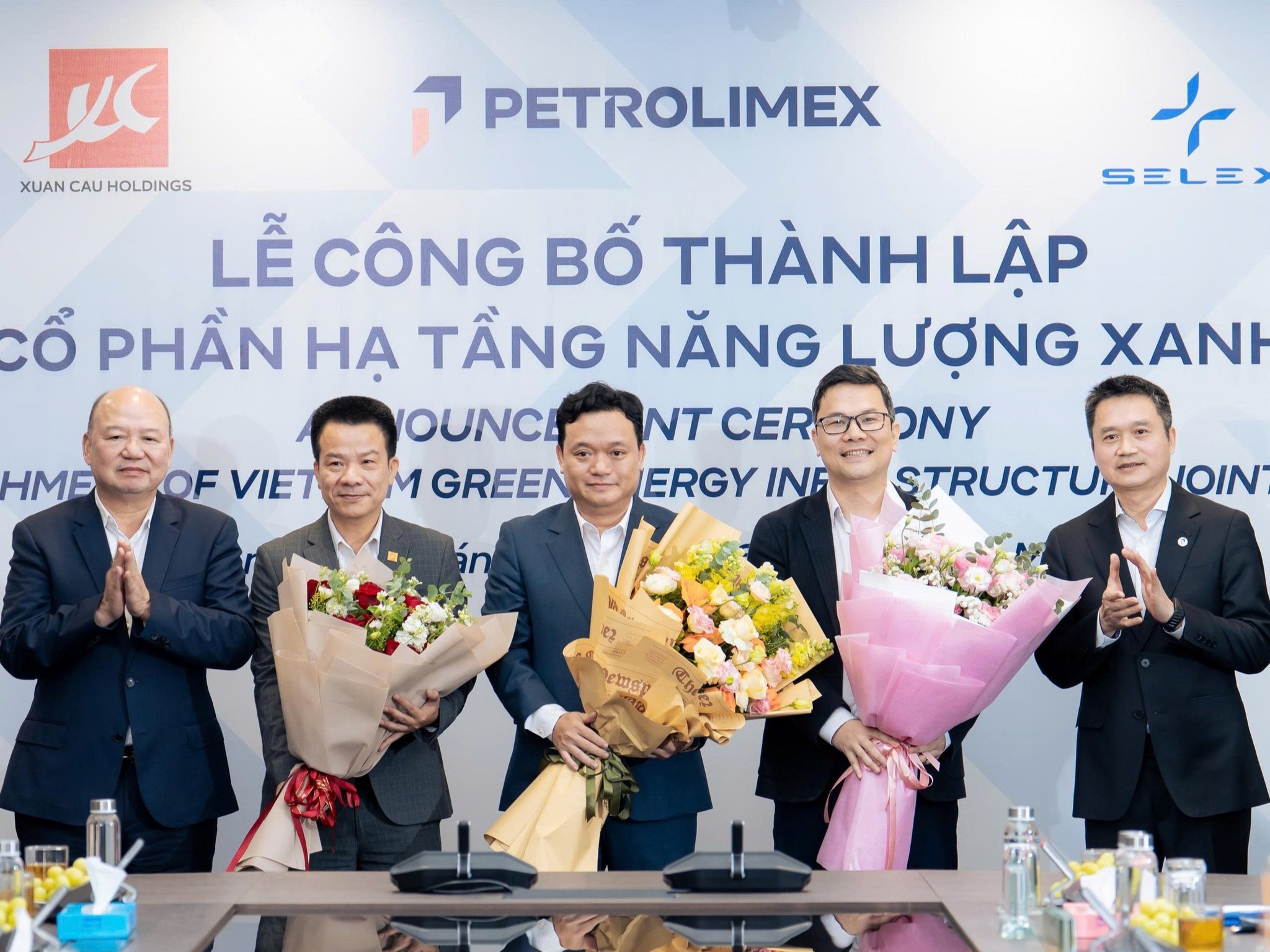 Selex Motors, Petrolimex và Xuân Cầu lập liên doanh hạ tầng giao thông điện - 1