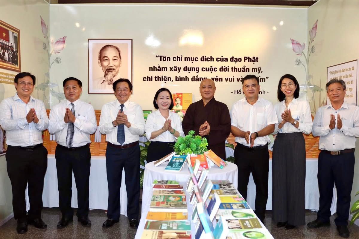 Không gian văn hóa Hồ Chí Minh lan tỏa từ doanh nghiệp đến cơ sở tôn giáo - 6