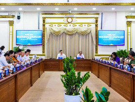  - Tăng tốc gỡ ‘điểm nghẽn’, TP.HCM quyết đạt tăng trưởng hai con số