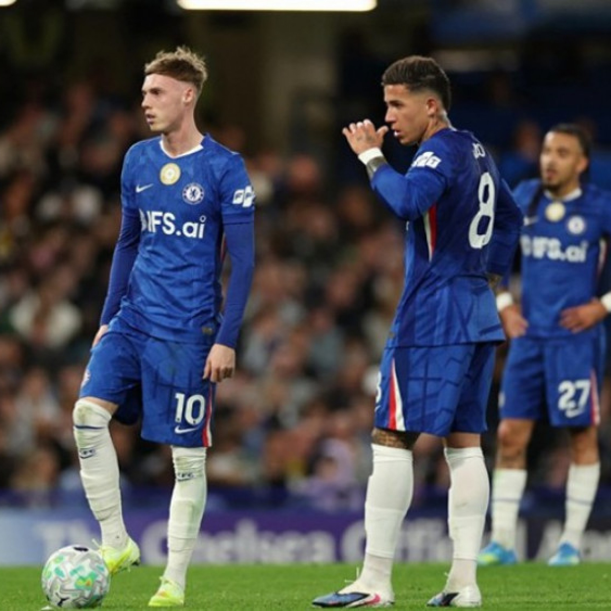  - Chelsea còn đường duy nhất giành vé dự Cúp C1, sẽ lách qua khe cửa hẹp?