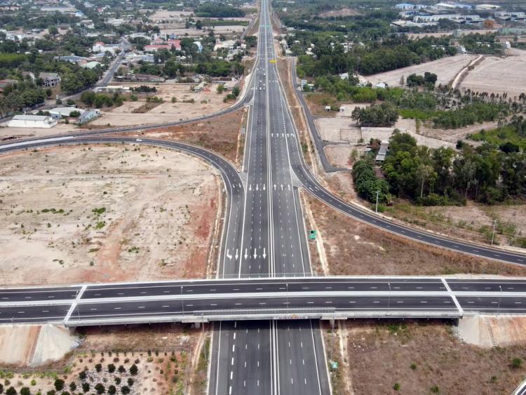 Du khách đến Vũng Tàu dễ dàng và nhanh chóng chưa từng thấy!