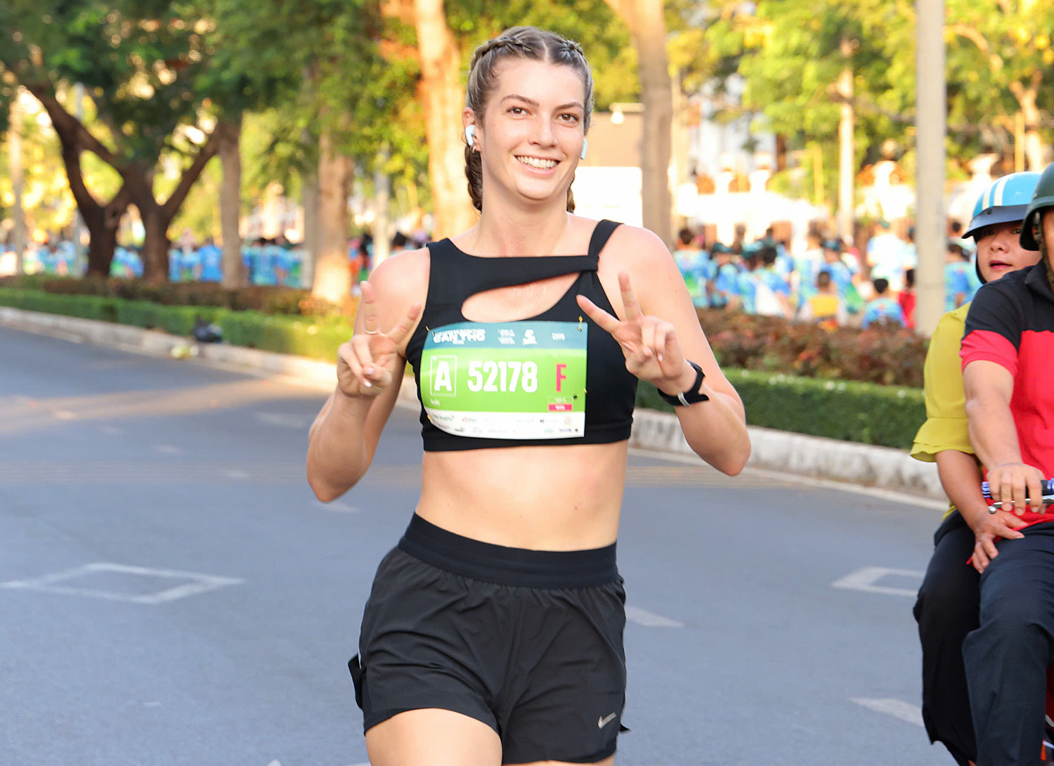 Lãnh đạo thành phố Cần Thơ chạy marathon cùng hàng nghìn runner - 9