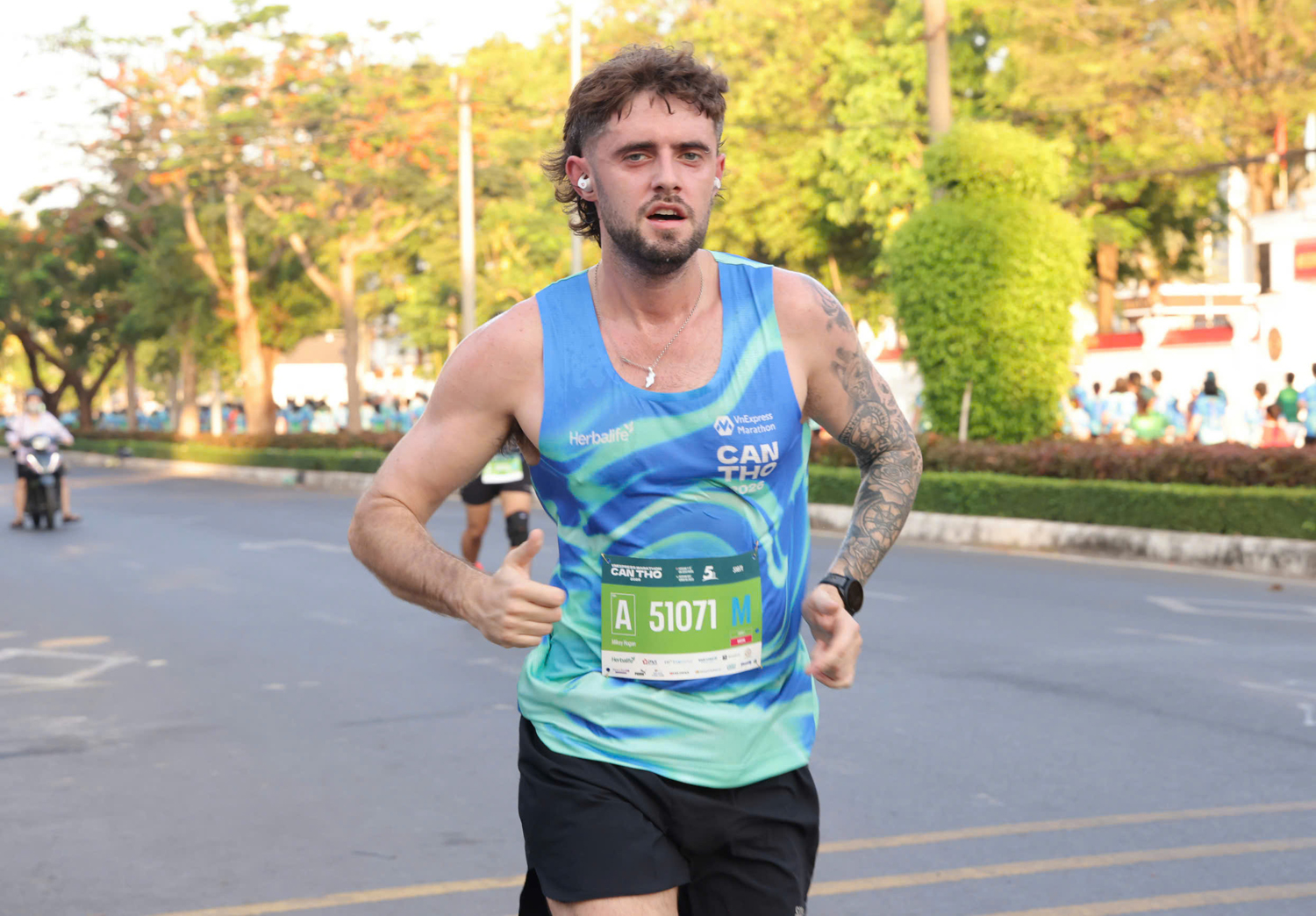 Lãnh đạo thành phố Cần Thơ chạy marathon cùng hàng nghìn runner - 10