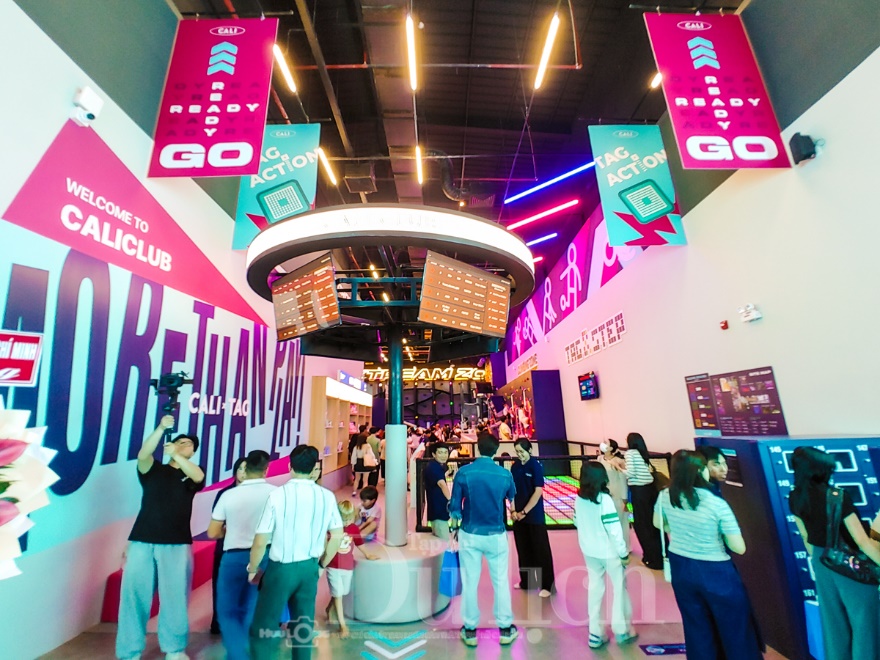 Giới trẻ đổ xô check-in điểm vui chơi ‘đấu trường vận động’ mới toanh tại TP.HCM - 2