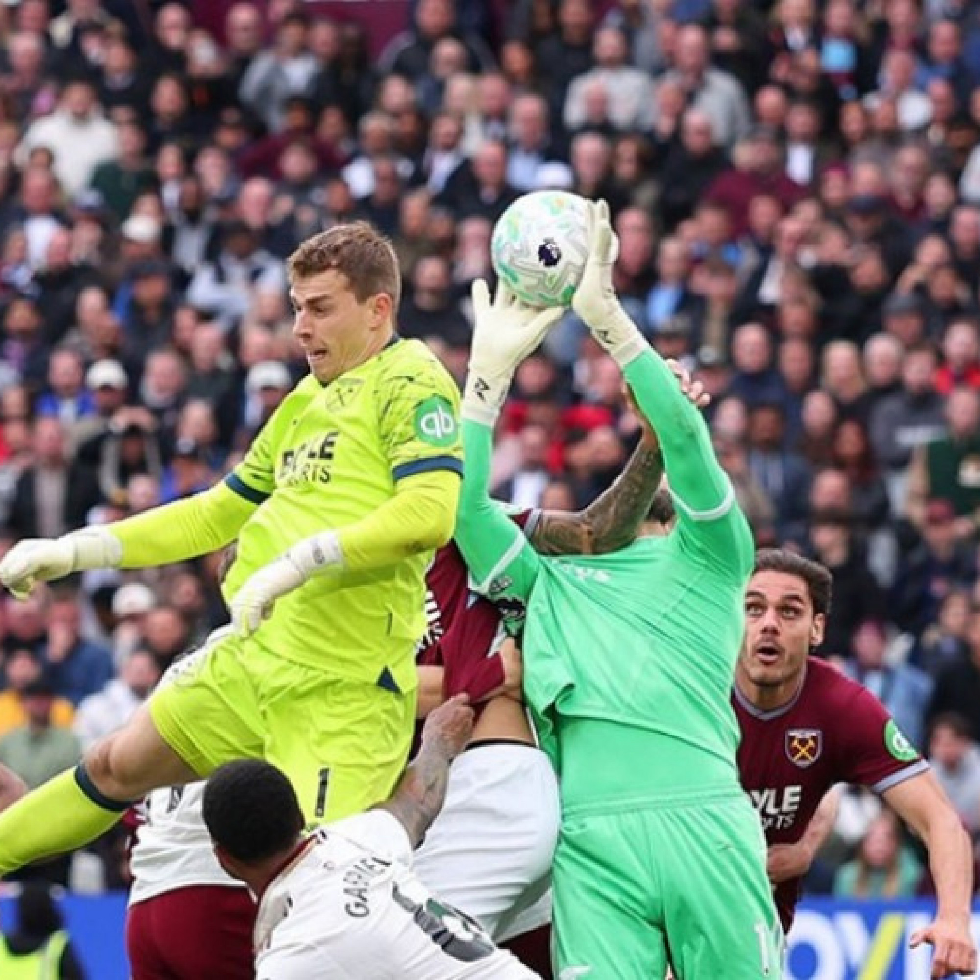  - Video bóng đá West Ham - Arsenal: Bước ngoặt VAR, màn kết kịch tính (Ngoại hạng Anh)