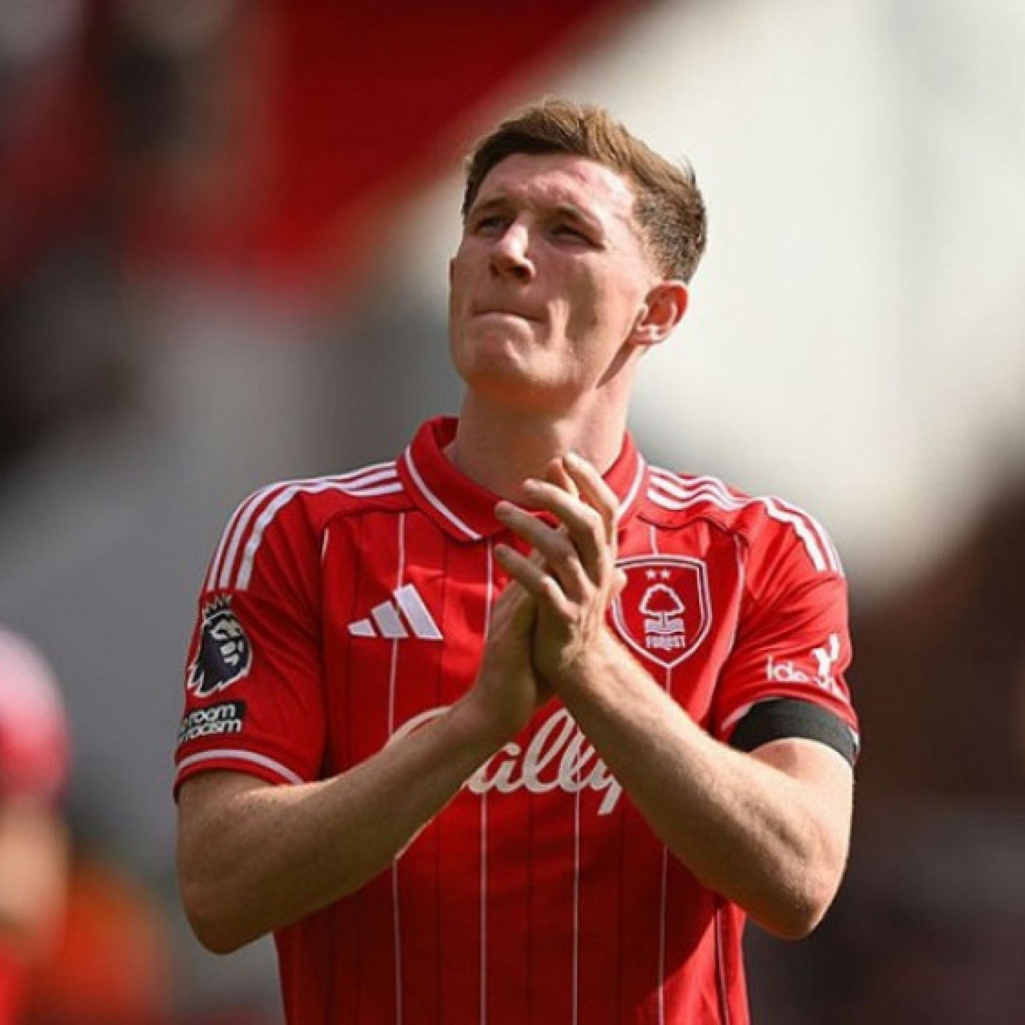  - Tin mới nhất bóng đá sáng 11/5: HLV Nottingham Forest lên tiếng về tương lai Anderson