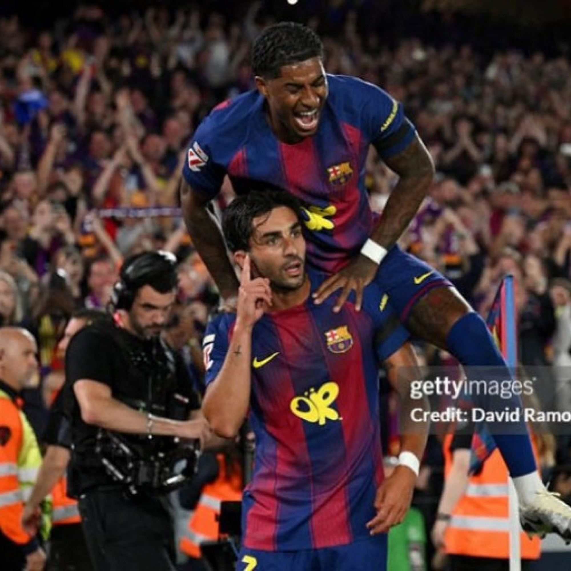  - Từng bừng Rashford & Torres ghi tuyệt phẩm, sớm đánh gục Real Madrid