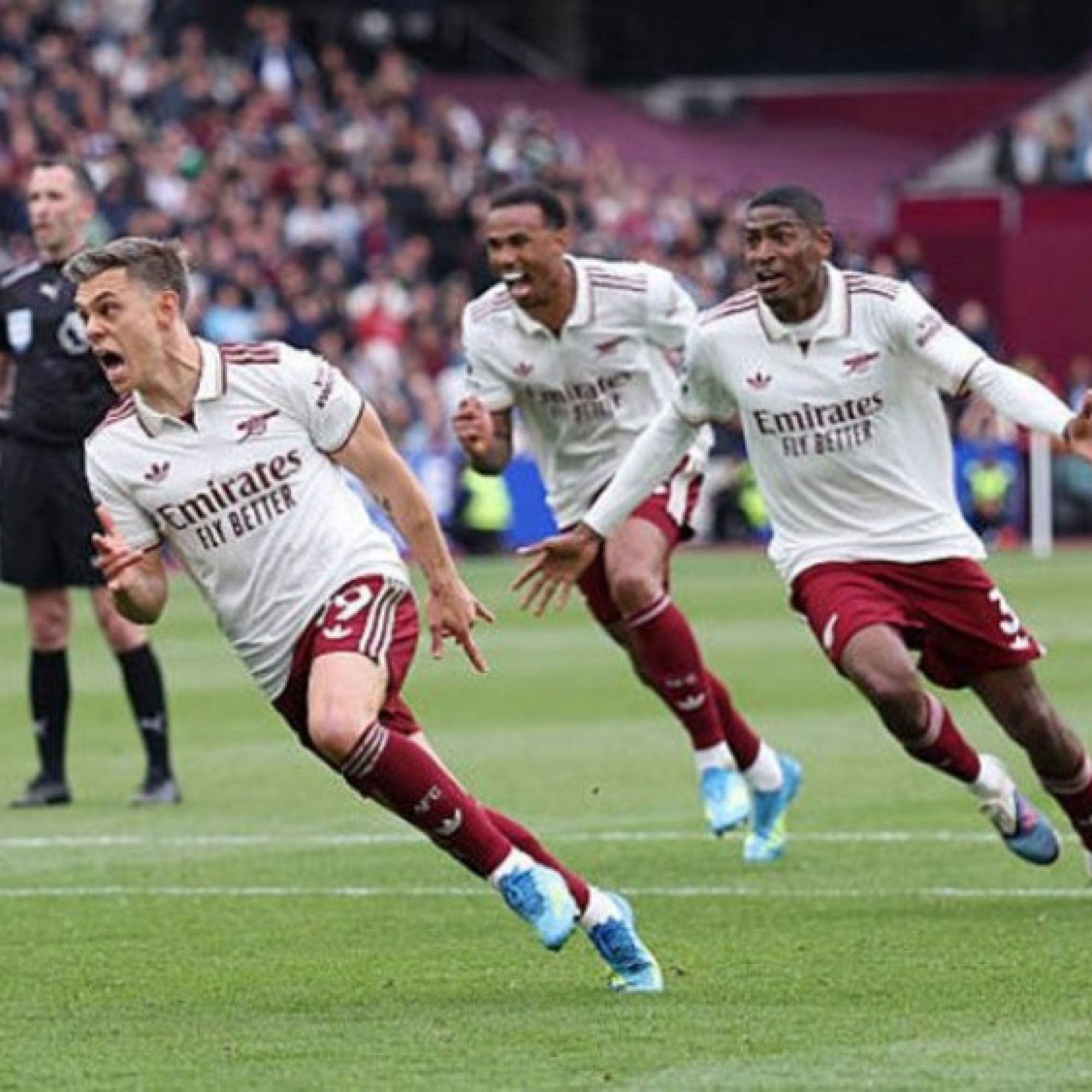  - Arsenal áp sát ngôi vô địch, Crystal Palace sẽ "tự thua" để đút túi 360 tỷ đồng?