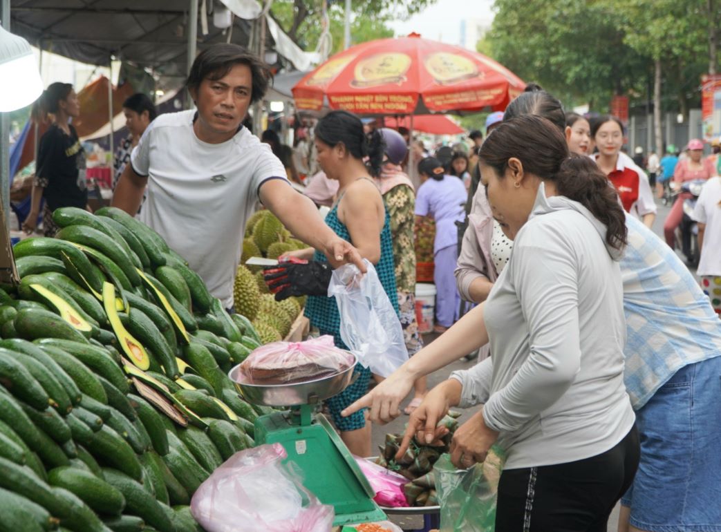 Hơn 230 gian hàng tham gia Tuần lễ trái cây “Trên bến dưới thuyền” tại TP.HCM - 1