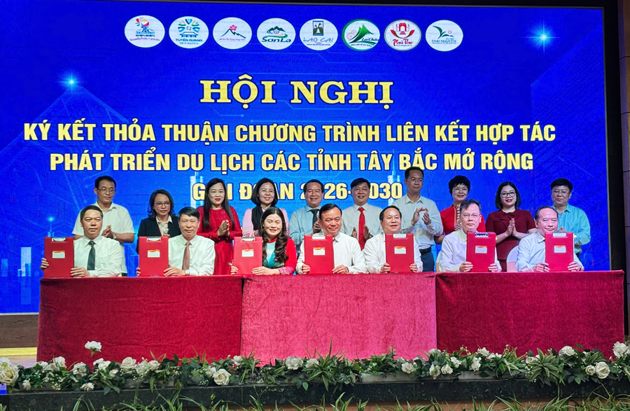 tp.hcm giu vai tro cua ngo thi truong, cung 8 tinh tay bac mo rong phat trien du lich vung - 1