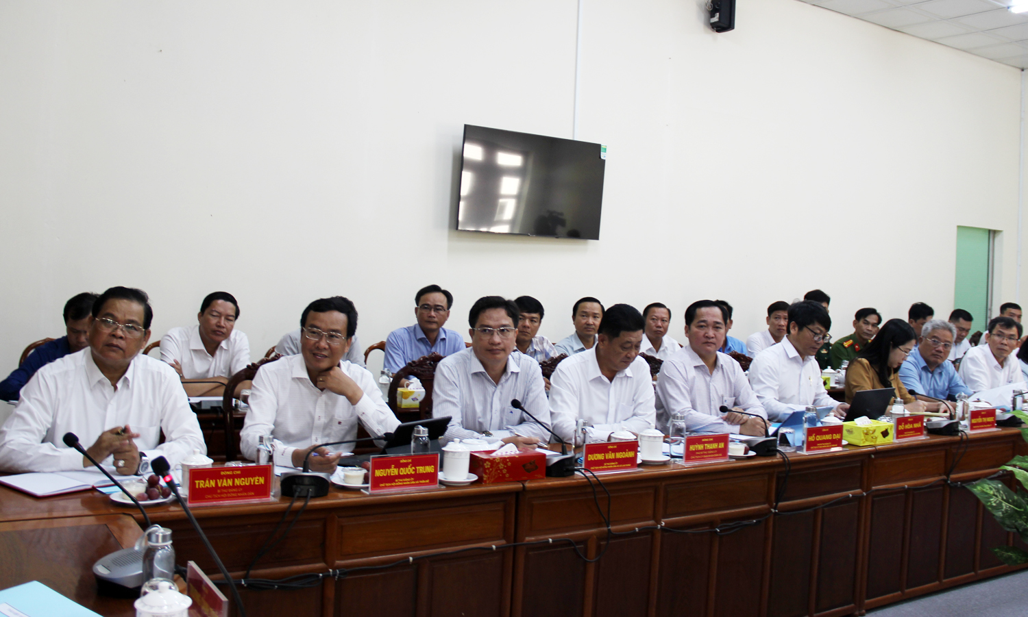 Chủ tịch UBND TP Cần Thơ Trương Cảnh Tuyên làm việc với 3 xã cuối nguồn sông Hậu - 3