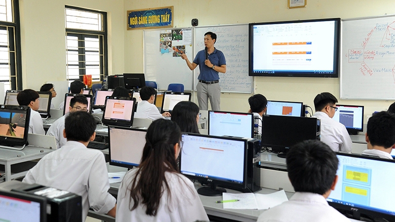 Người thầy trong kỷ nguyên AI: Từ người truyền đạt kiến thức đến người kiến tạo năng lực - 3