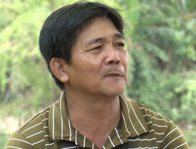 - Chuyến xe nhân ái: Gia đình nghèo mất phương tiện kiếm sống, chông chênh sau ngày rời mé sông