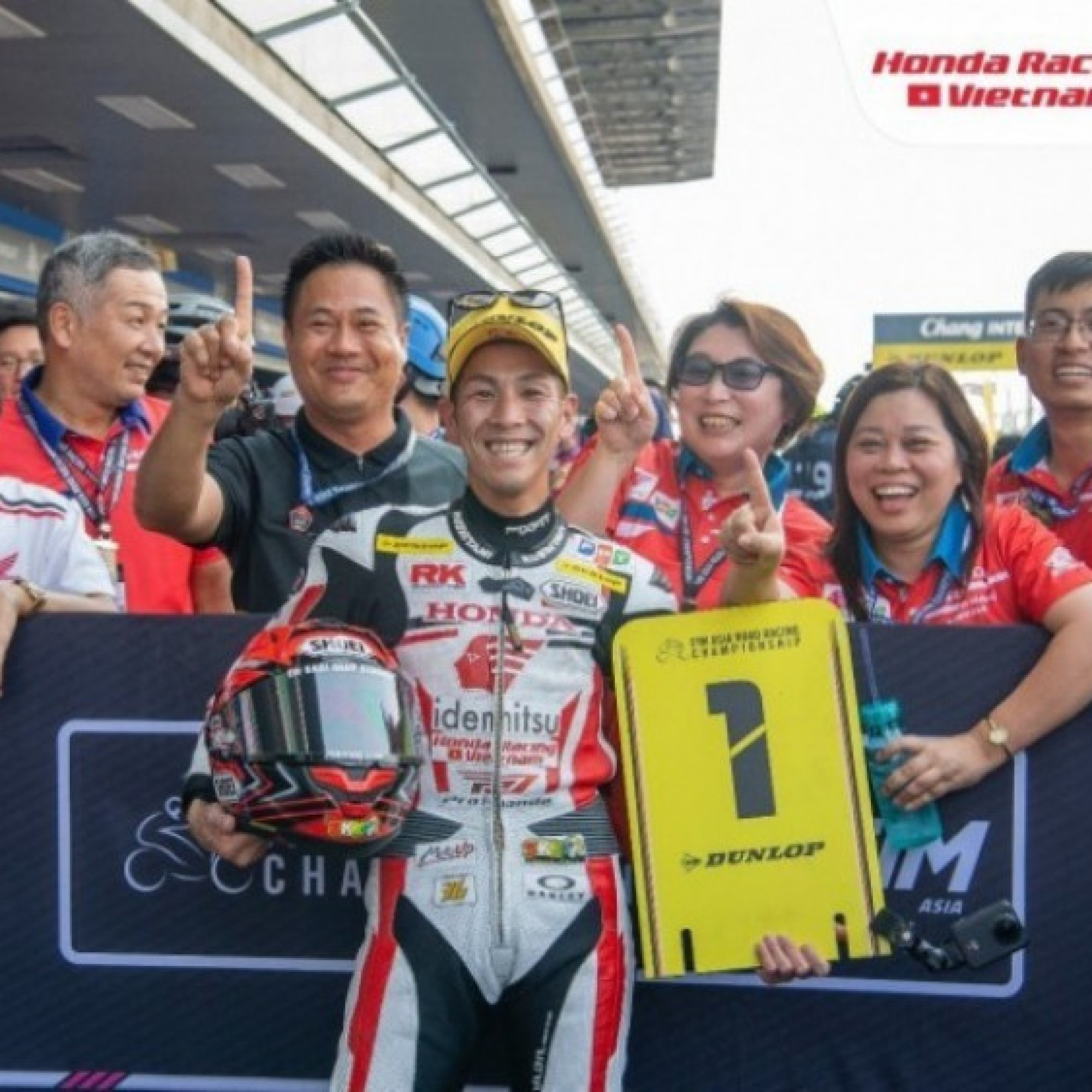 ARRC chặng 2: Honda Racing Vietnam “hâm nóng” bữa tiệc tốc độ tại Chang