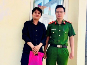  - Công an hỗ trợ người dân trả lại 100 triệu đồng do chuyển khoản nhầm
