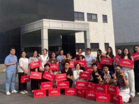  - Sinh viên VinUni trải nghiệm thực tế về quản lý chất lượng trong sản xuất thực phẩm tại nhà máy Orion Yên Phong