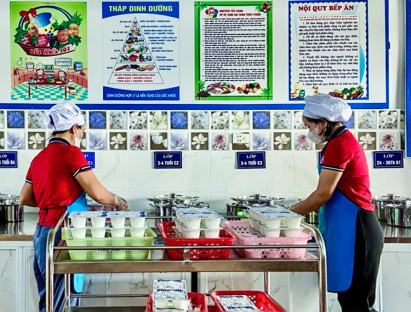 Ăn gì - TP.HCM siết an toàn thực phẩm mùa hè và mùa thi