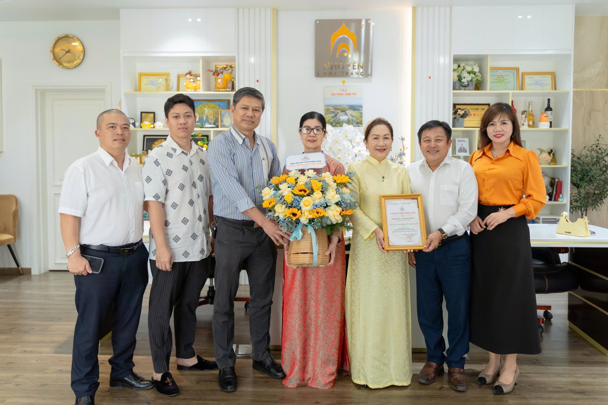Hiệp hội Du lịch Khánh Hòa kết nạp hội viên mới - 2