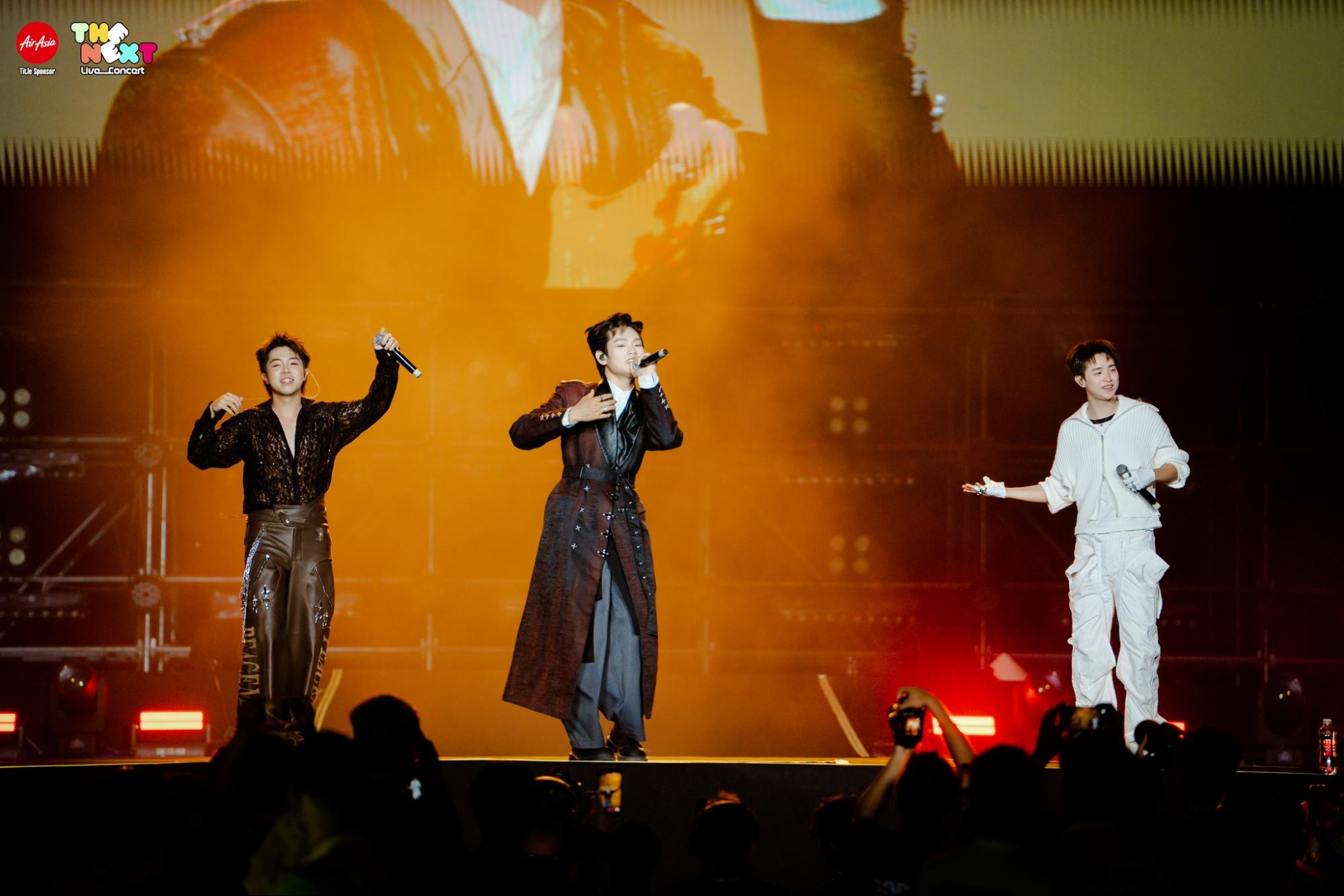 AirAsia THE NEXT Live Concert 2026 tiếp tục bùng nổ tại Đà Nẵng với hàng nghìn khán giả trẻ - 2