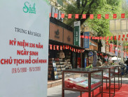 Đường sách TP.HCM trưng bày sách, kể chuyện về Bác Hồ