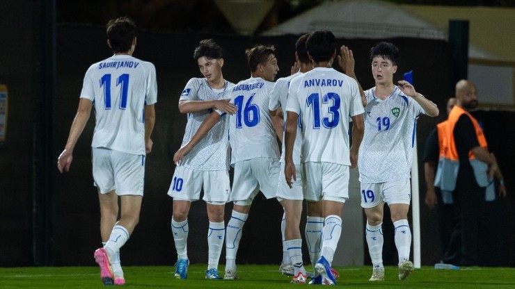 Cờ đến tay U17 Việt Nam: Né được 3 ông lớn, sáng cửa vào chung kết giải châu Á - 3