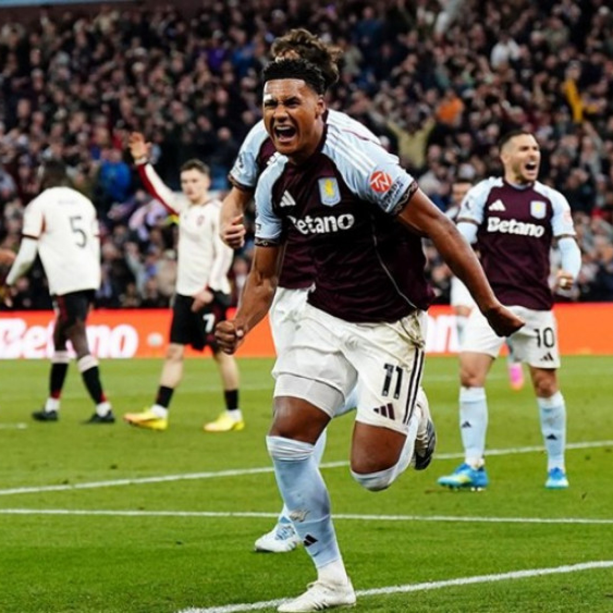  - Nóng bảng xếp hạng Ngoại hạng Anh: Liverpool nguy cơ mất vé dự Cúp C1