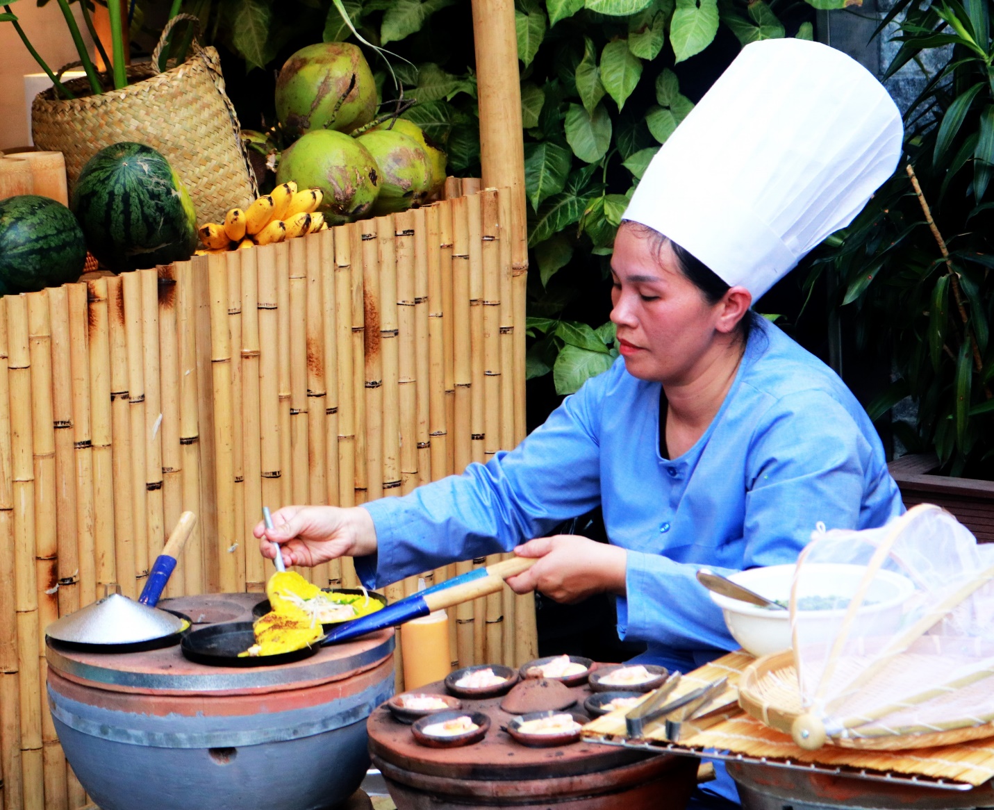 Báo quốc tế: Khánh Hòa trên đường trở thành 'thủ phủ ẩm thực' thế giới - 1