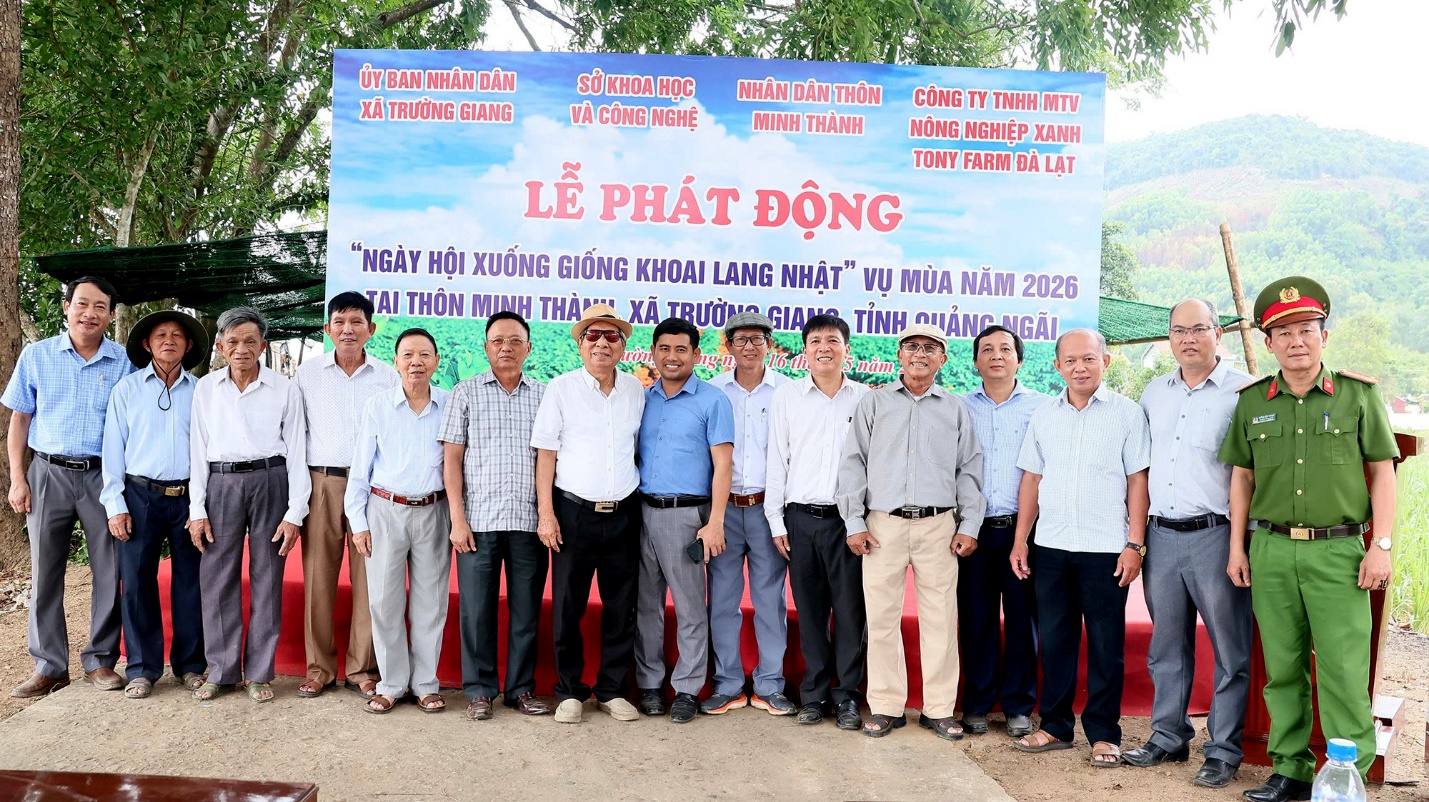 xa truong giang phat dong “ngay hoi xuong giong khoai lang nhat ban” - 2