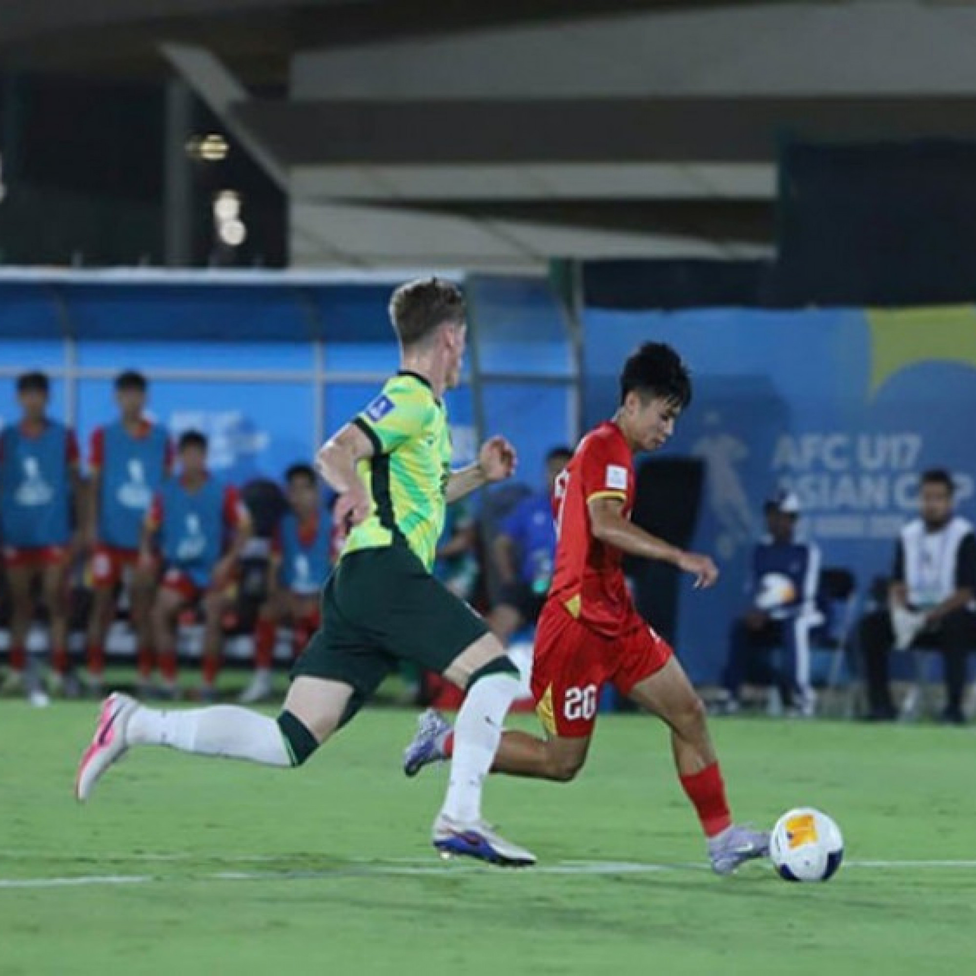  - Video bóng đá U17 Việt Nam - U17 Australia: Khác biệt thể hình, vụn vỡ hiệp 2 (U17 châu Á)