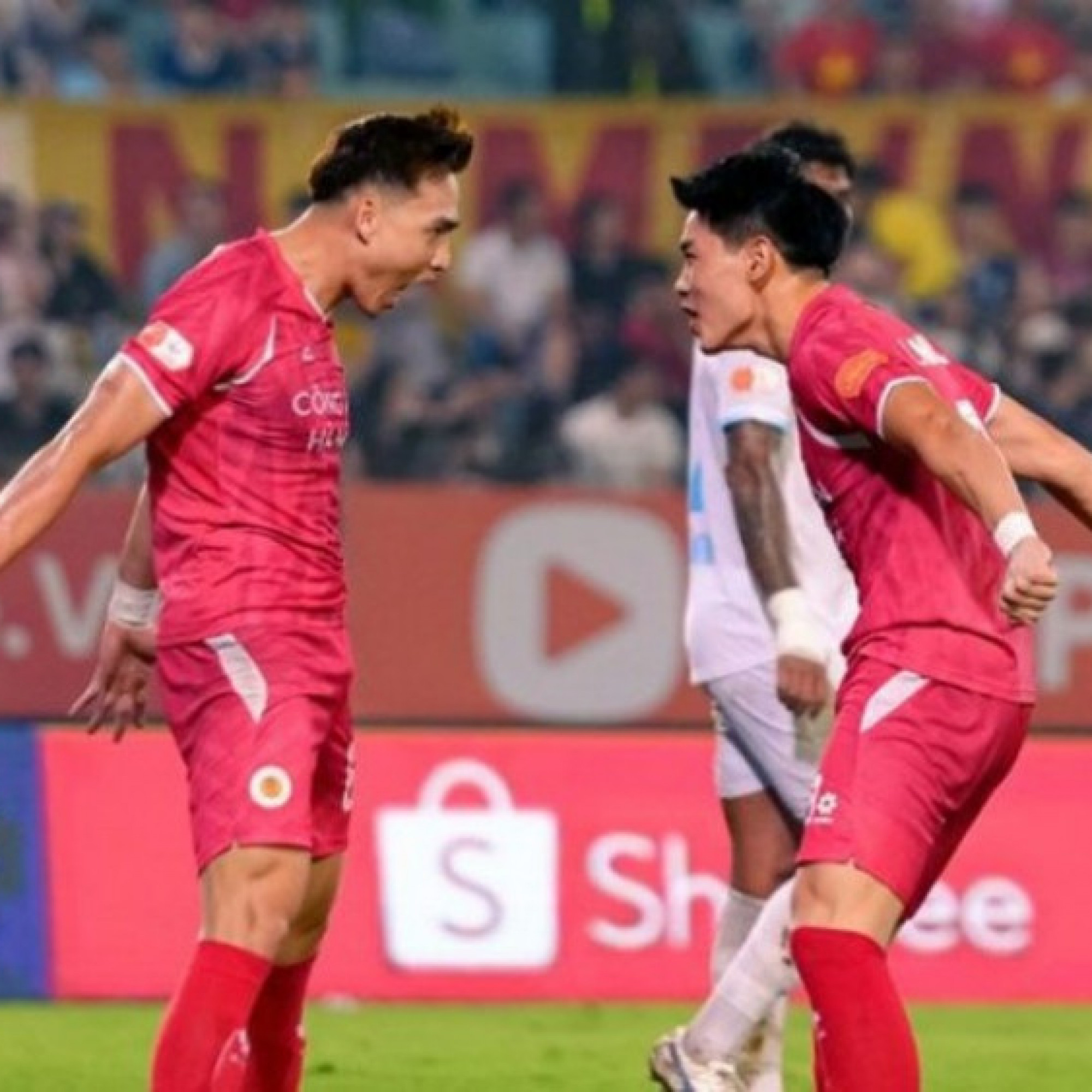  - Trực tiếp bóng đá Công an Hà Nội - Thanh Hóa: Khoảnh khắc lên ngôi (V-League)