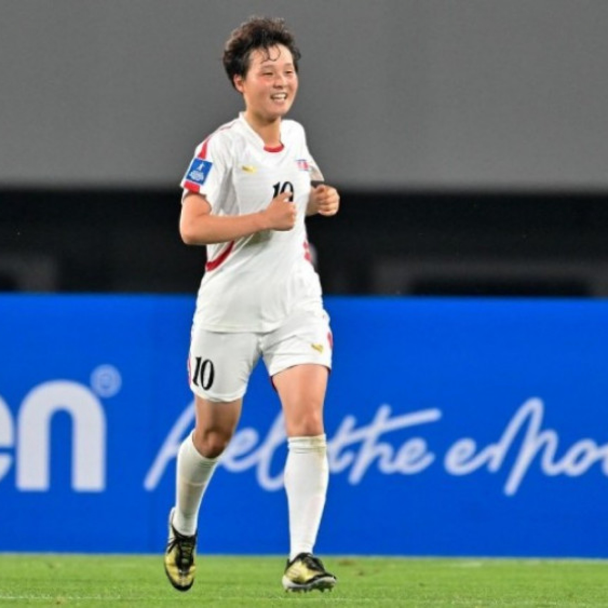  - Video bóng đá nữ U17 Triều Tiên – U17 Nhật Bản: Tưng bừng 6 bàn, đăng quang xứng đáng (CK U17 nữ châu Á)