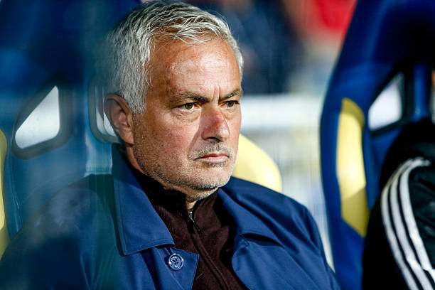 Mourinho yêu cầu mua 2 cầu thủ cho Real Madrid, bao gồm Dalot của MU - 1