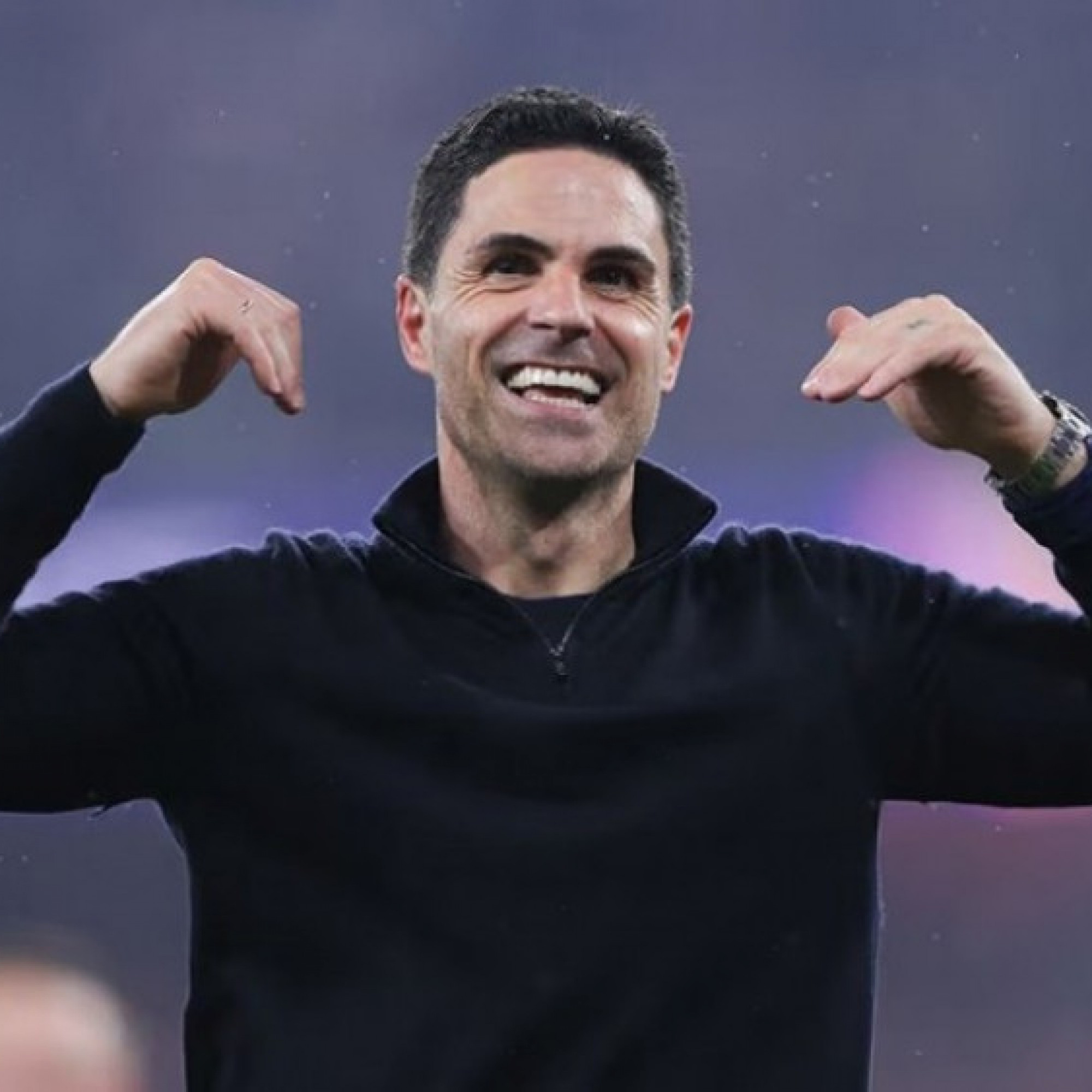  - Arsenal thưởng HLV Arteta mức lương béo bở, nhắm tiền đạo 80 triệu bảng