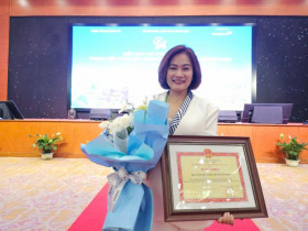  - Tạp chí Du lịch TP.HCM nhận bằng khen của Bộ Văn hóa - Thể thao và Du lịch