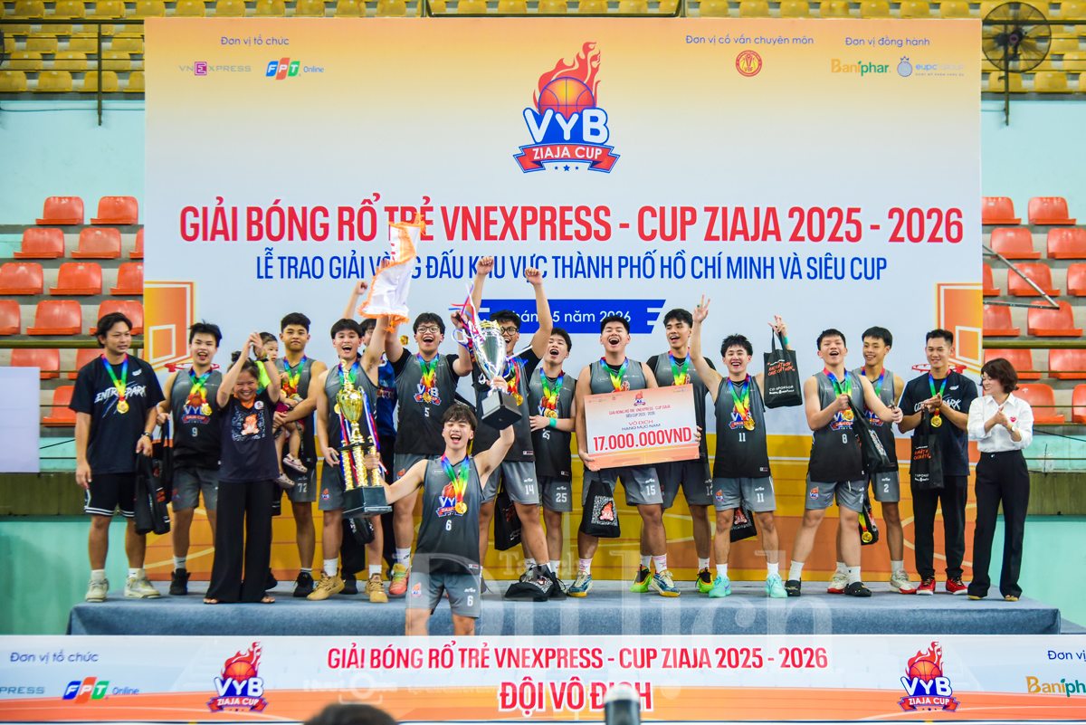Thắng nghẹt thở đại diện Hà Nội, bóng rổ TP.HCM thâu tóm trọn vẹn Siêu Cup hai miền - 4