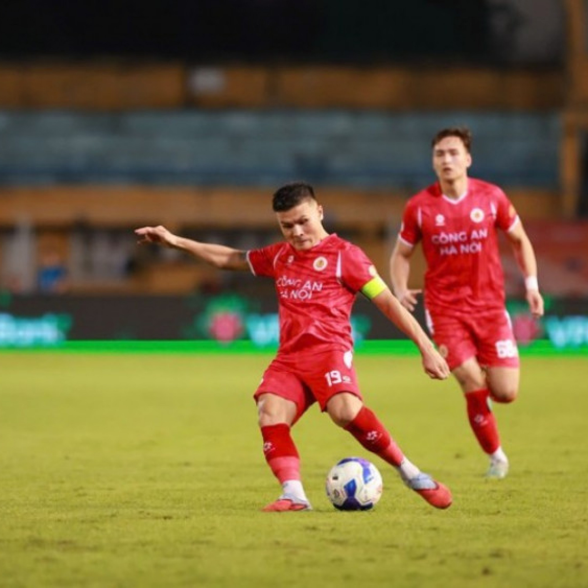  - Trực tiếp bóng đá Hà Tĩnh - Công an Hà Nội: Đội khách săn kỷ lục (V-League)