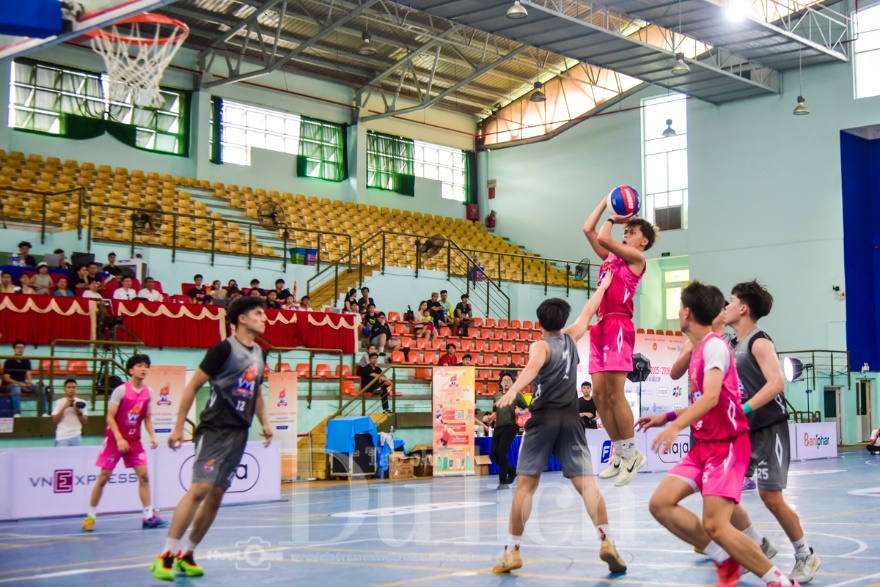 Thắng nghẹt thở đại diện Hà Nội, bóng rổ TP.HCM thâu tóm trọn vẹn Siêu Cup hai miền - 2