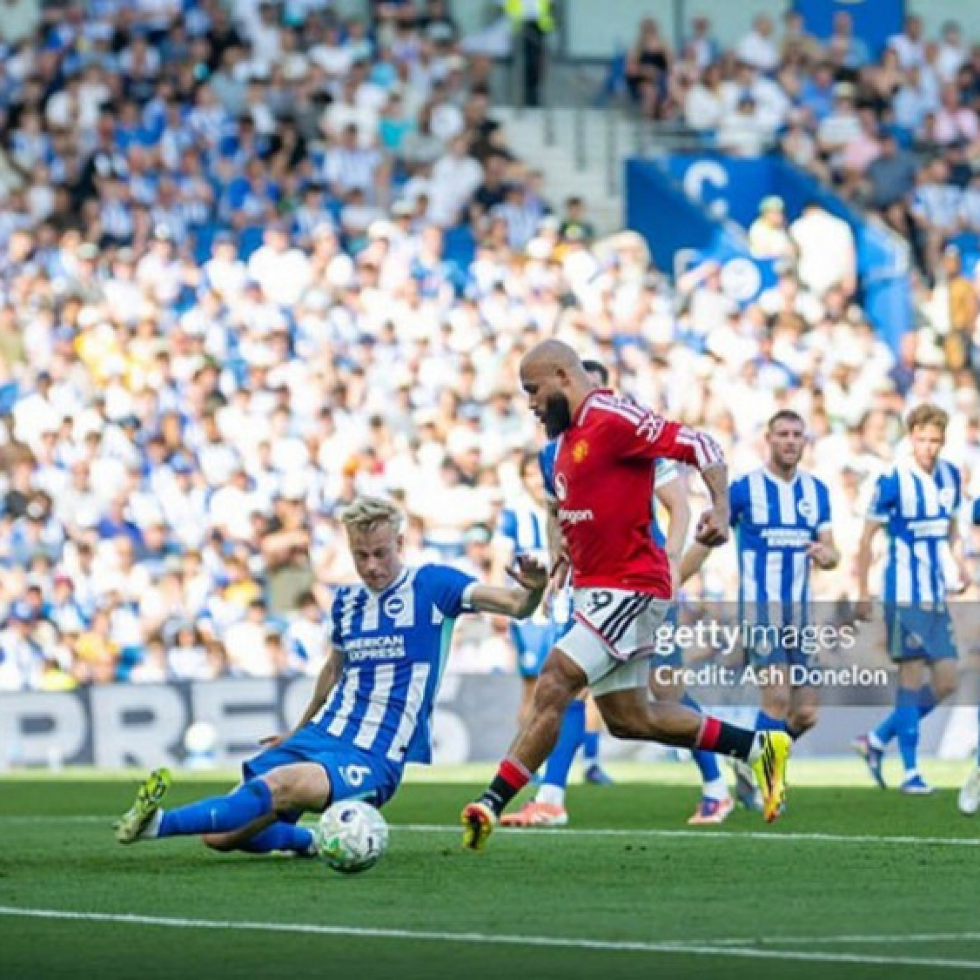  - Video bóng đá Brighton - MU: Rực rỡ kỷ lục Fernandes, tưng bừng ngày hạ màn (Ngoại hạng Anh)