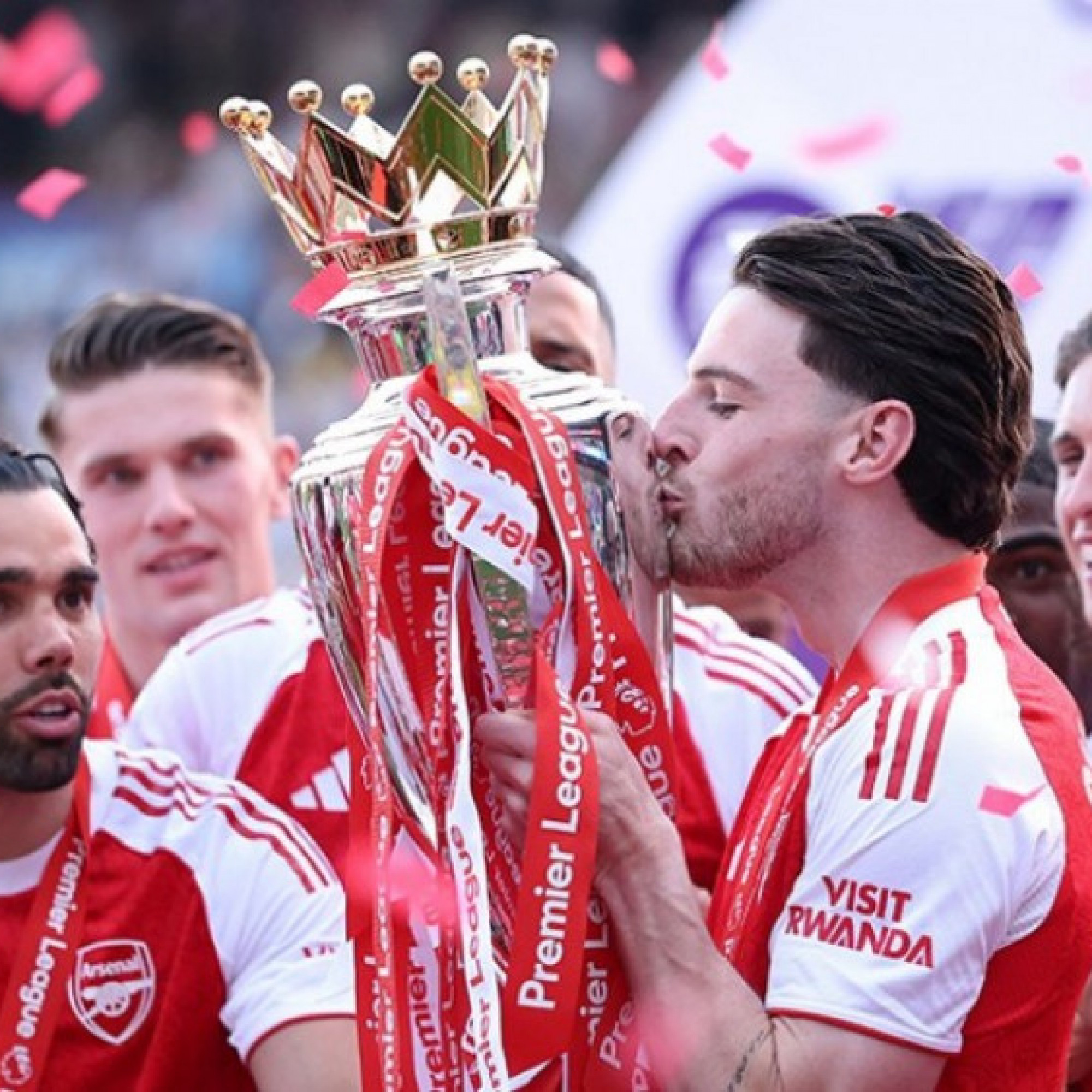  - Bảng xếp hạng chung cuộc Ngoại hạng Anh: Arsenal lên đỉnh, Tottenham thoát hiểm