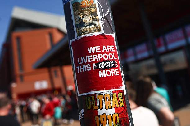 Liverpool lê lết vào top 5: Mùa sau có rơi vào cuộc chiến trụ hạng như Tottenham? - 3