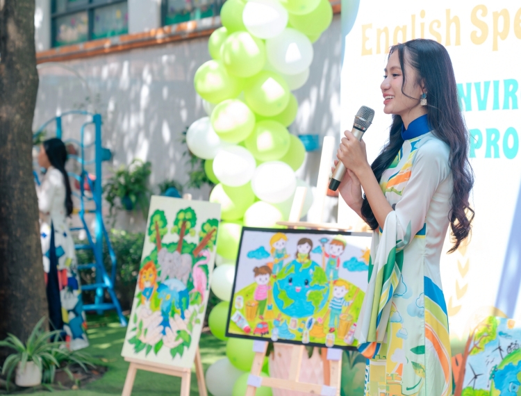 Cùng Hoa hậu Nguyễn Thanh Hà vẽ một TP.HCM xanh, đẹp, đáng sống