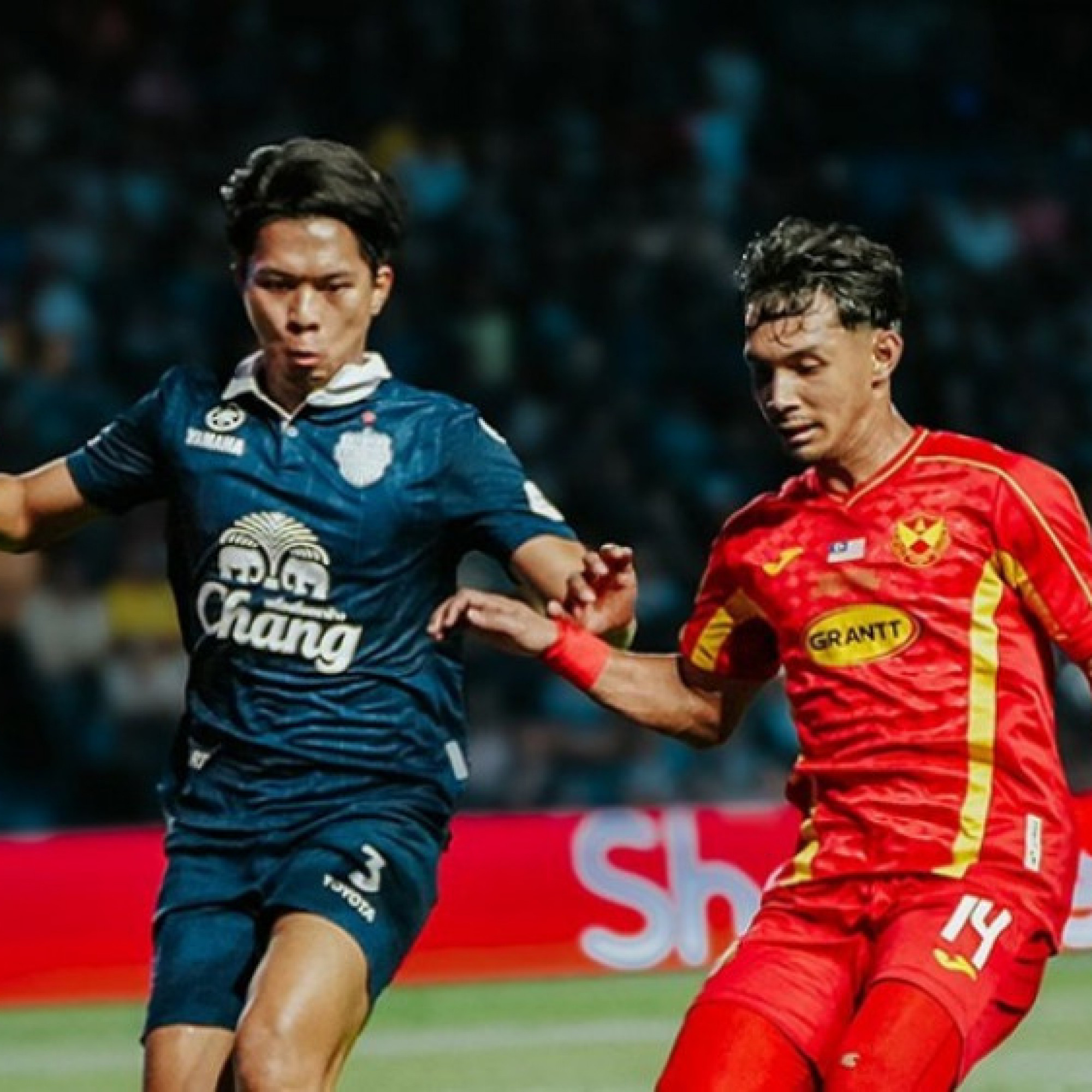  - Video bóng đá Buriram - Selangor: Theerathon chói sáng, ngạo nghễ đăng quang (CK Cúp C1 Đông Nam Á)