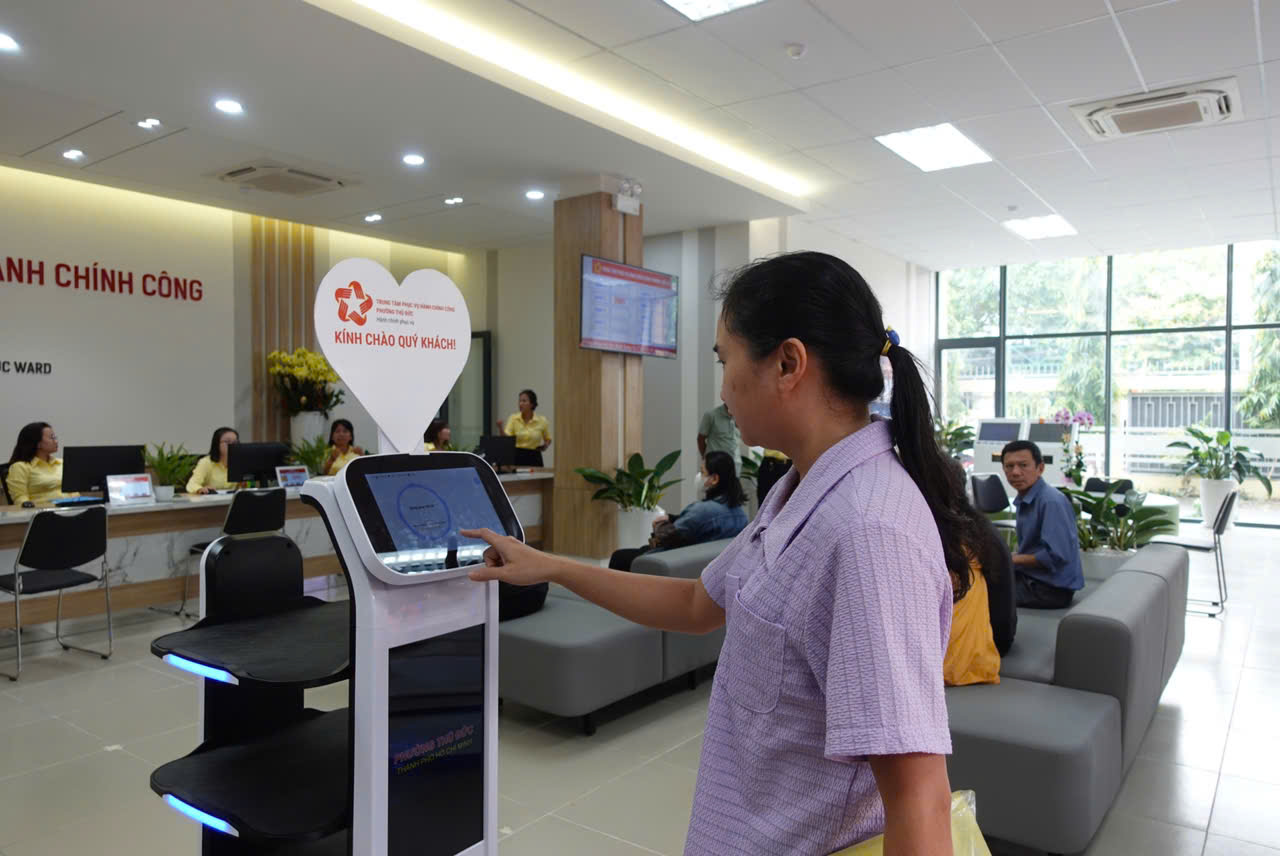 TP.HCM đẩy nhanh tháo gỡ khó khăn khi triển khai chính quyền địa phương 2 cấp - 1