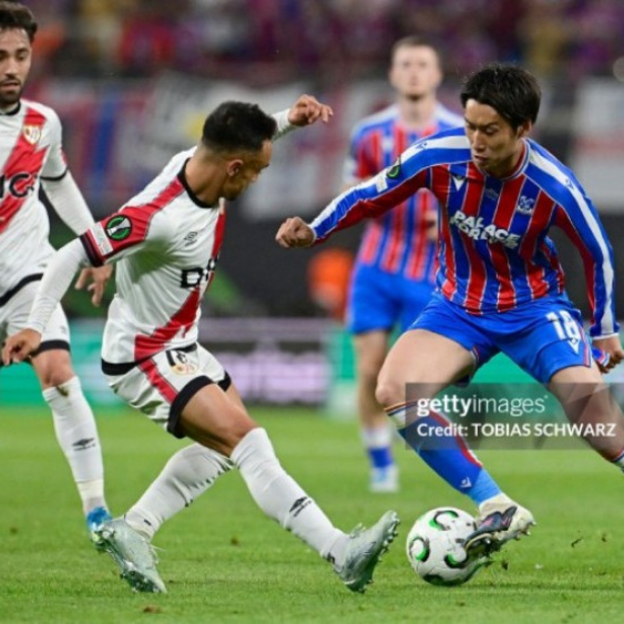  - Video bóng đá Crystal Palace - Vallecano: Đôi công hấp dẫn (CK Conference League)